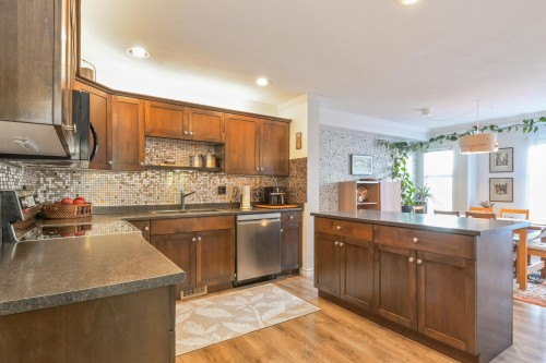 6-5900 Jinkerson Road, Chilliwack, BC 
