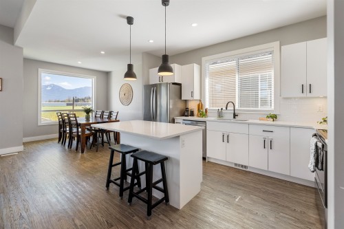 10398 Wedgewood Drive, Chilliwack, BC 