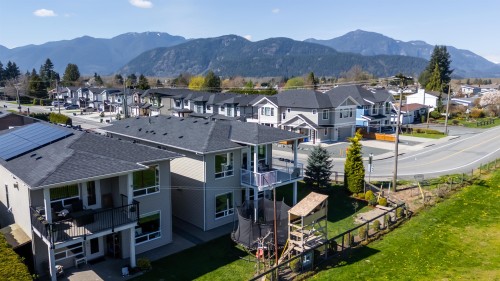 10398 Wedgewood Drive, Chilliwack, BC 