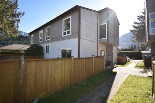 633 Douglas Street  Hope, BC V0X 1L0