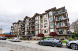 204-46021 Second Avenue Chilliwack, BC V2P 1S6