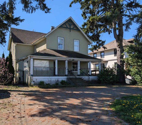 45360 Hodgins Avenue  Chilliwack, BC V2P 1P5