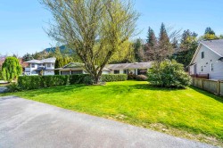 831 Myng Crescent  Harrison Hot Springs, BC V0M 1K0