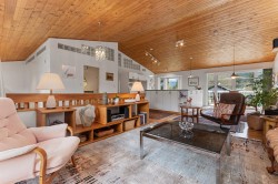 711 Fraser Avenue Hope, BC V0X 1L0