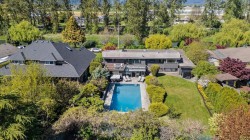 46950 Crabtree Lane Chilliwack, BC V2P 3M7