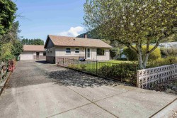 455 Pine Avenue Harrison Hot Springs, BC V0M 1K0