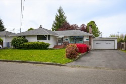 9633 Woodbine Street Chilliwack, BC V2P 5T3