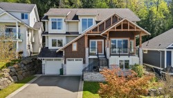 50460 Kingston Drive Chilliwack, BC V4Z 0C2