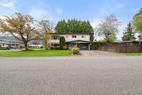 10218 Oval Drive  Chilliwack, BC V2P 6S7