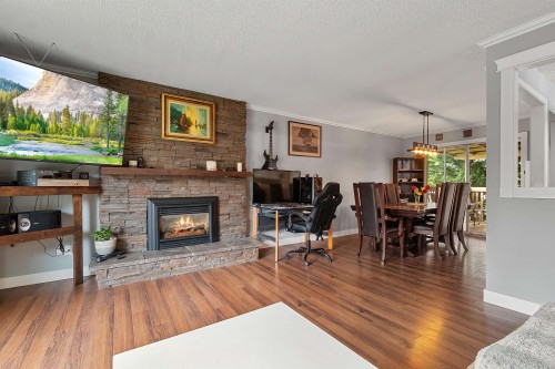 10218 Oval Drive, Chilliwack, BC 