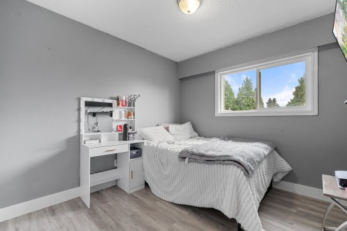 10218 Oval Drive, Chilliwack, BC 