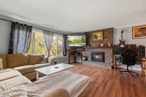 10218 Oval Drive, Chilliwack, BC 