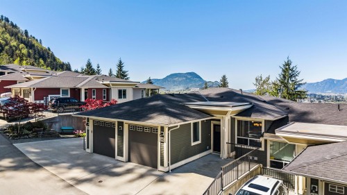 142-6026 Lindeman Street  Chilliwack, BC V2R 0W1