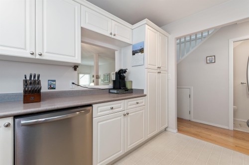 8-46277 Cessna Drive, Chilliwack, BC 