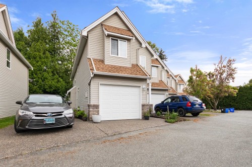 8-46277 Cessna Drive, Chilliwack, BC 