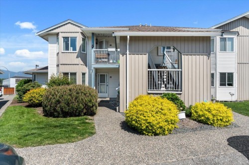 35-45435 Knight Road  Chilliwack, BC V2R 3E8