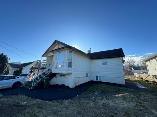 46058 Second Avenue, Chilliwack, BC 