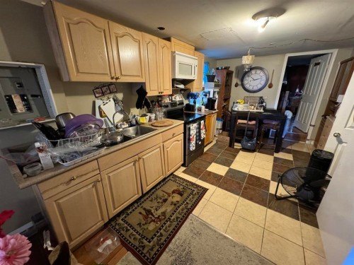 46058 Second Avenue, Chilliwack, BC 