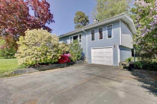 8505 Howard Crescent, Chilliwack, BC 