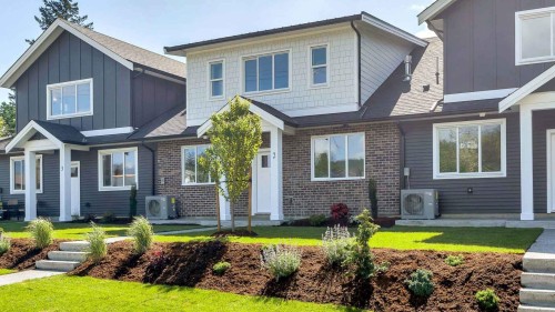 2-558 Park Street  Hope, BC V0X 1L0