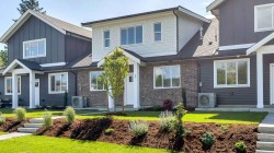 2-558 Park Street Hope, BC V0X 1L0