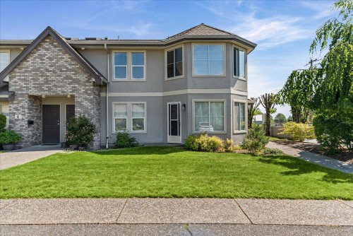 1-8533 Broadway Road  Chilliwack, BC V2P 5V4