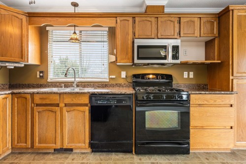 7575 Diamond Crescent, Chilliwack, BC 