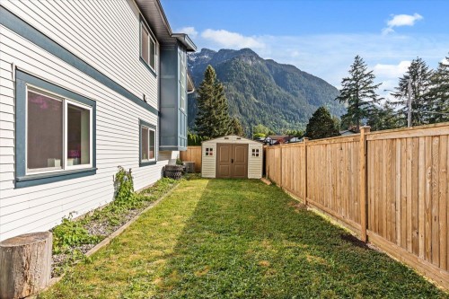 65511 Skylark Lane, Hope, BC 