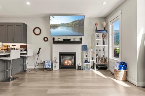 65511 Skylark Lane, Hope, BC 