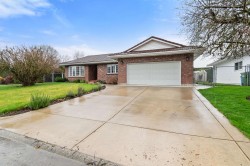 45578 Worthington Place Chilliwack, BC V2R 1N6