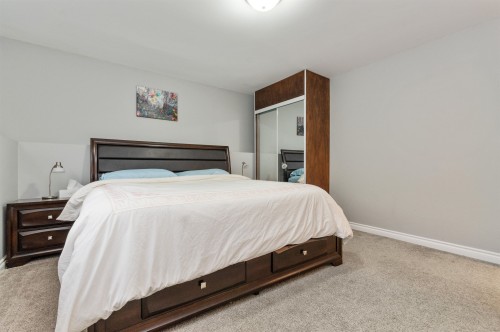 21111 Lakeview Crescent, Hope, BC 