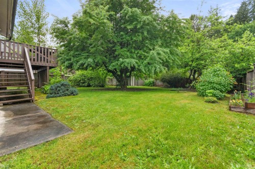 21111 Lakeview Crescent, Hope, BC 