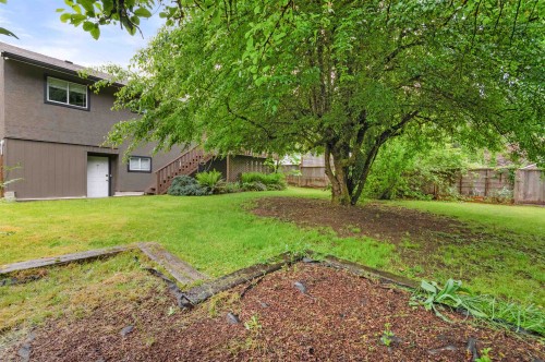 21111 Lakeview Crescent, Hope, BC 