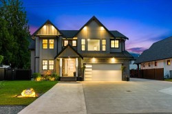 52692 Bunker Road Rosedale, BC V0X 1X1