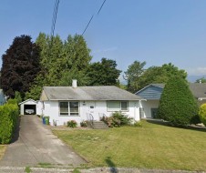 9757 Hillier Street Chilliwack, BC V2P 4K2