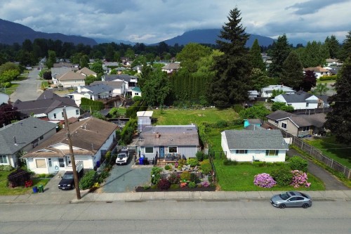 45573 Wellington Avenue  Chilliwack, BC V2P 2E8