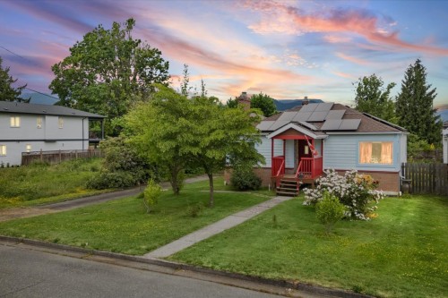 46057 Fourth Avenue  Chilliwack, BC V2P 1N2
