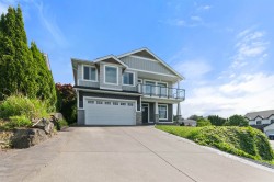 46658 Grove Avenue Chilliwack, BC V2R 3Y9