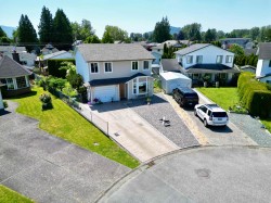 9525 Northview Street Chilliwack, BC V2P 7G8