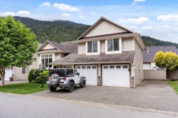 35-349 Walnut Avenue Harrison Hot Springs, BC V0M 1K0