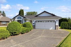 7660 Sapphire Drive Chilliwack, BC V2R 3A7