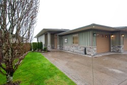 114-51096 Falls Court Chilliwack, BC V4Z 1K7