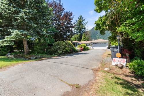 236 Water Avenue, Hope, BC 
