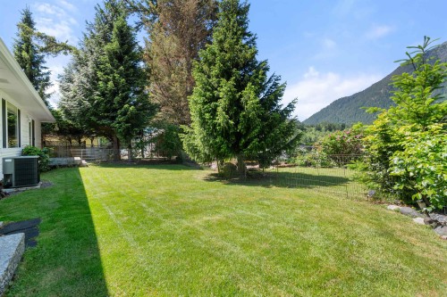 236 Water Avenue, Hope, BC 