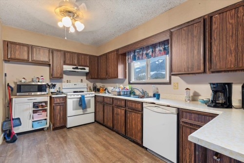 385 3Rd Avenue, Hope, BC 