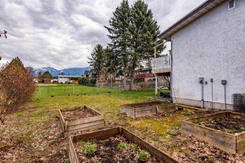 8708 Cornwall Crescent, Chilliwack, BC 