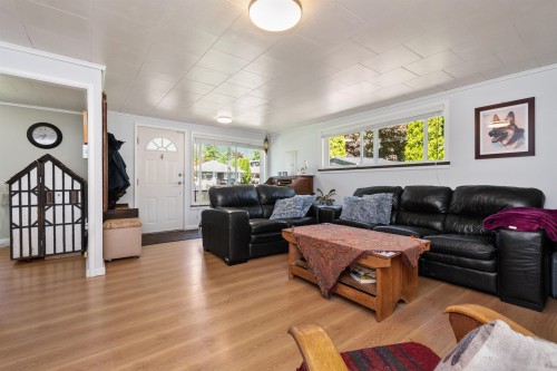 435 Hemlock Avenue, Hope, BC 