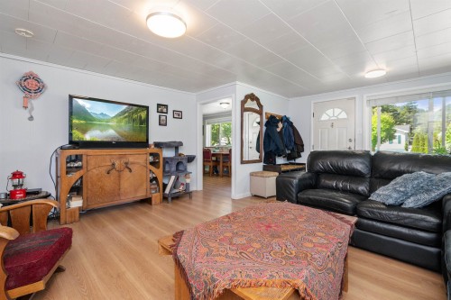435 Hemlock Avenue, Hope, BC 