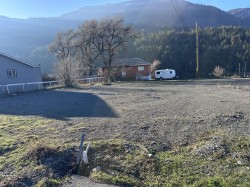 180 Fraser Street Boston Bar / Lytton, BC V0K 1Z0