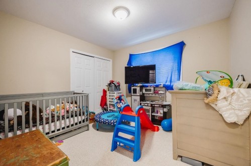 Upper-45821 Thomas Road, Chilliwack, BC 